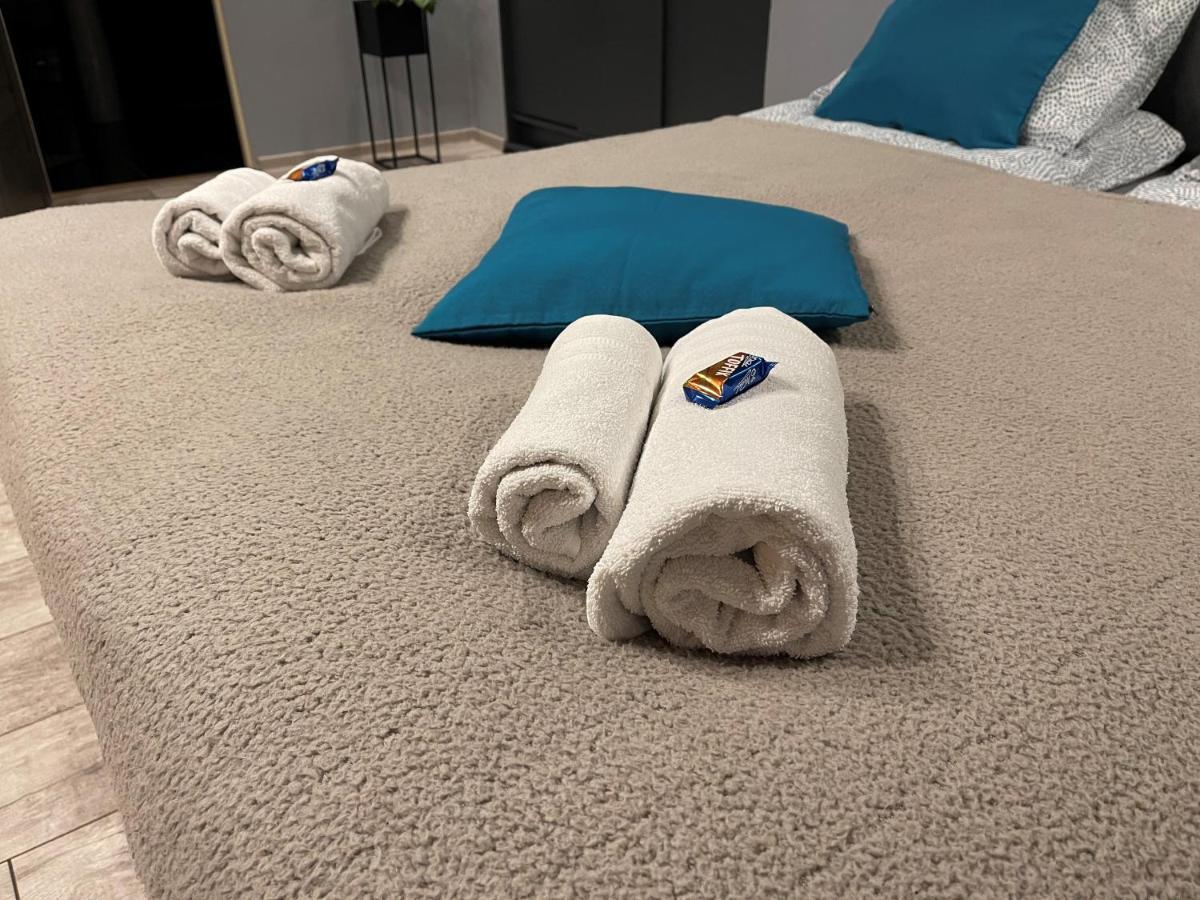 Apartamenty Pod Uwalonym Debem Jezow Sudecki Exteriör bild